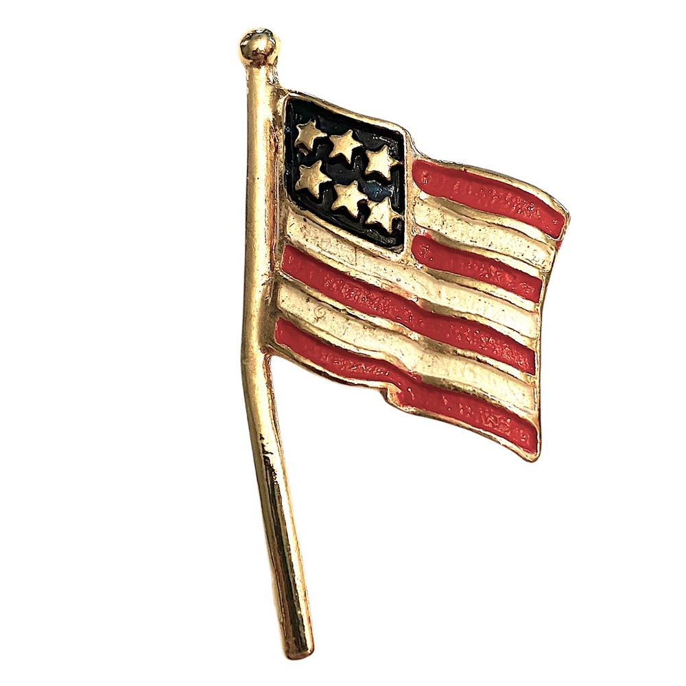 American Flag 🇺🇸 Brooch